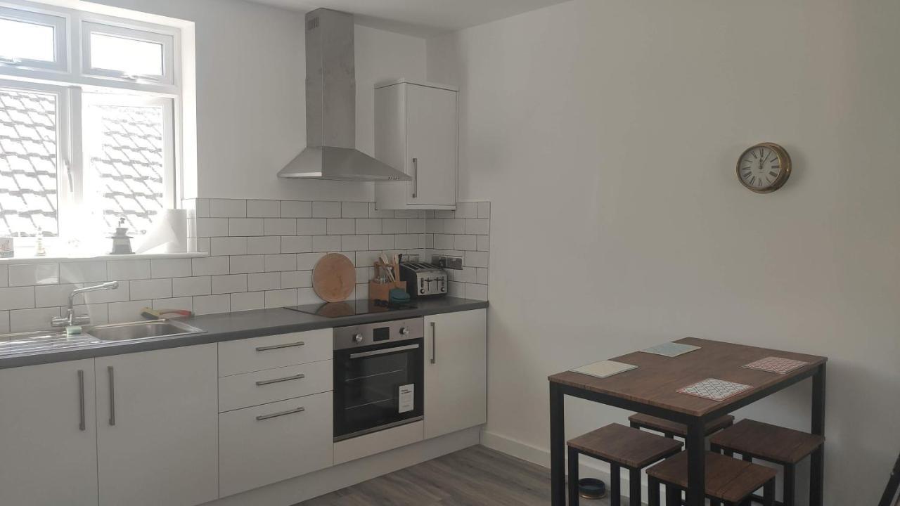 Stunning One Bedroom Flat In